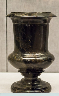 ����ʯ��ƿ