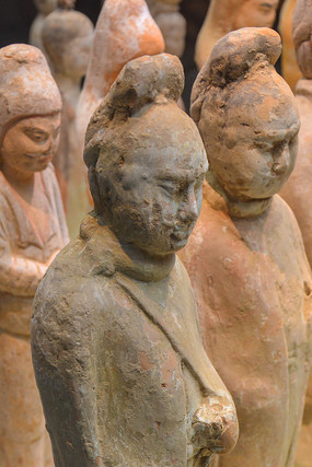 �����Ƴ��ʻ����̴�ٸ