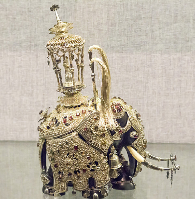 ����Ƕ��ʯľ����