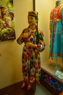 ����ά�����Ů��