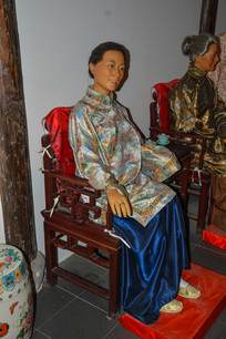 �������긾Ů����