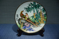 �������