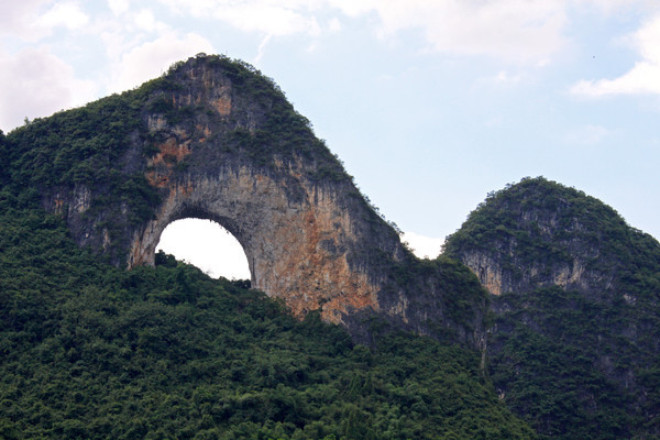 ���ص�����ɽ