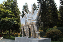 ���Բ���