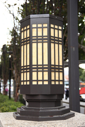 �����ε�