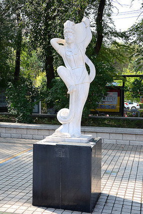 ��ɫ���ߵ���