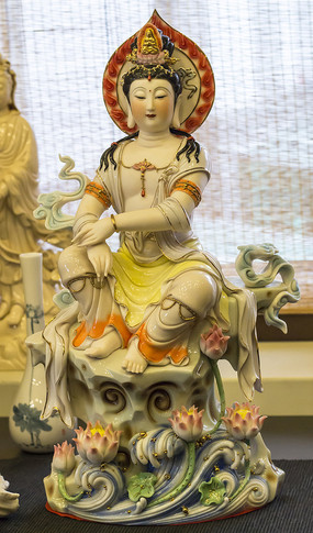 �ɻ�����������