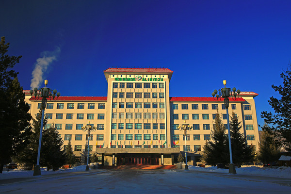 Ī��������ҵ�ְ칫¥