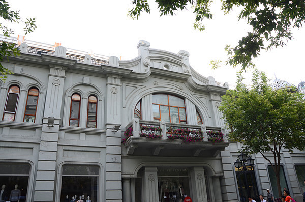 ŷʽ����¥��