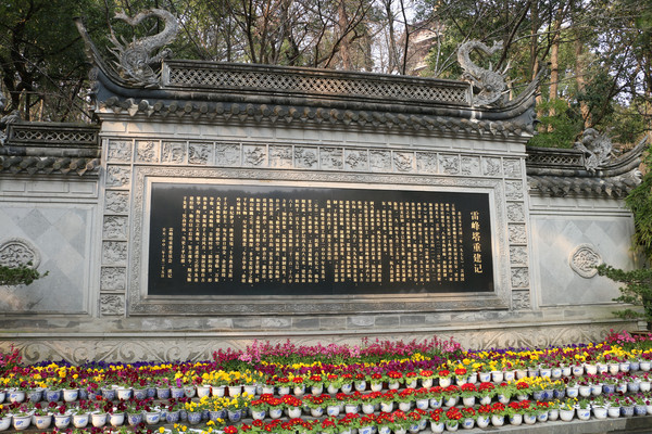 �׷�������