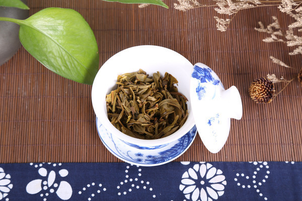 �ؿ�����Ҷ��