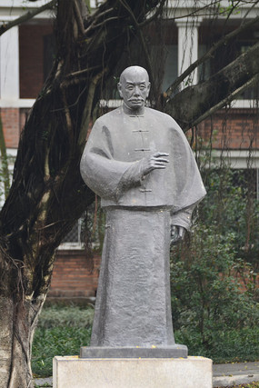 �Ŵ��˵���