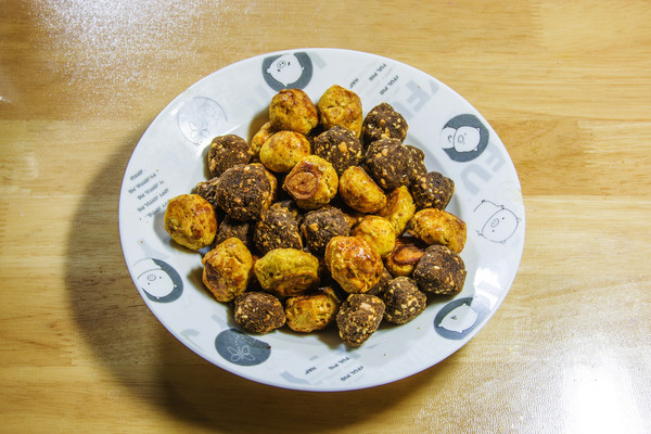 �ɿ���������ʳС����