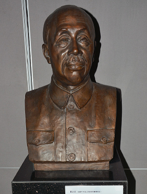 ���˵��񶭱���