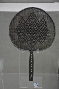 ̩���ֹ�������Բ�βݱ���