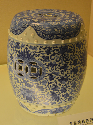 �����໨��֦����ʽ��