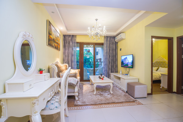 ��ױ̨����