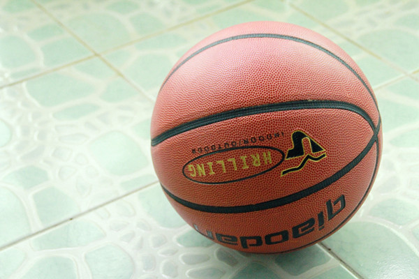 ��̨�ϵ�����