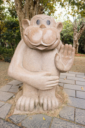 石猴雕塑高清图片