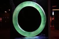 �������