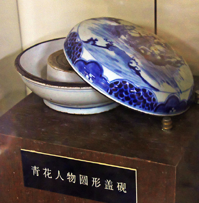 �໨����Բ�θ���