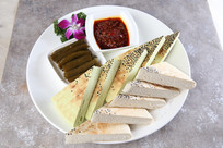 ��ɫ����