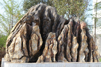 ���͹���ʯ