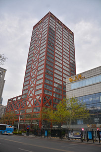 �Ͼ���������