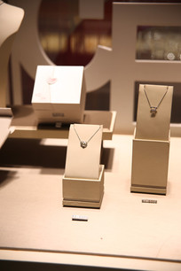 Ư���Ĳ�������