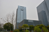 �������д�¥