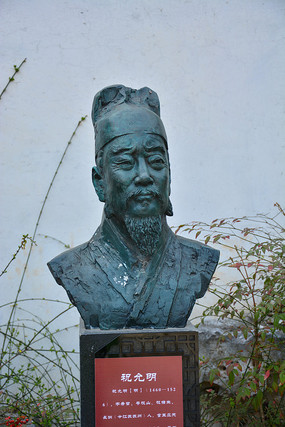 ����ף����