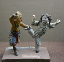 ��ɽ����Ǭ��Ȧ����