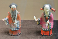 ��ɽ��������Ů