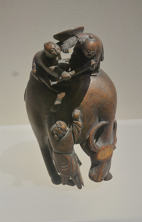 �ղ�Ʒľ������Ϸţ