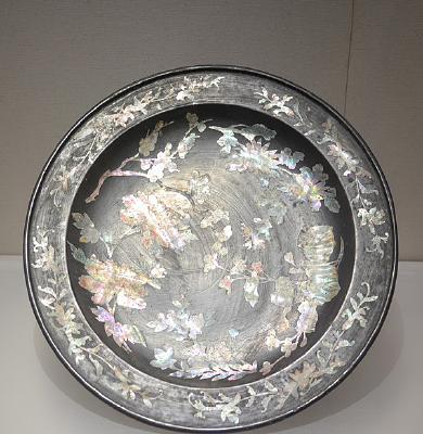 �ղ�Ʒ̥ͭǶ������