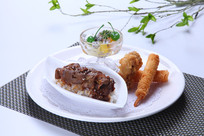 ���۷�ţը��