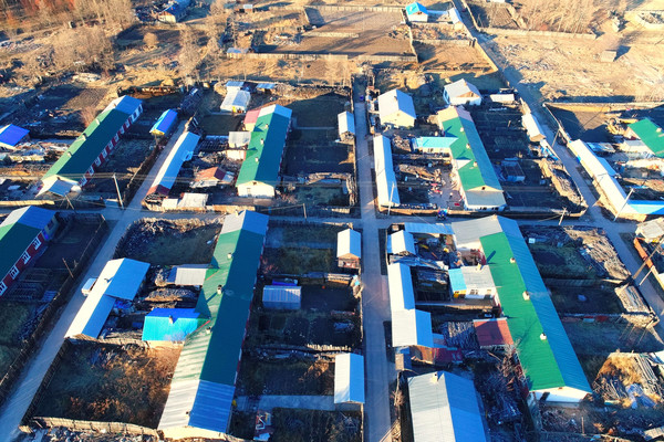 ���˰�����ҵС��