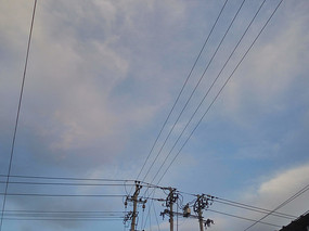 ����е����