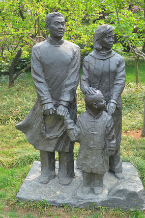 ����С�ܲ�ͷһ��