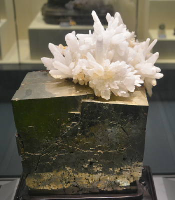 ��ʯ���ܻ�������