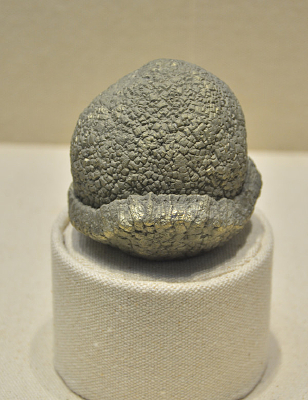 ��ʯ���ܽ��