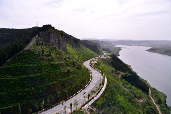 ����������·�ϵĳ���