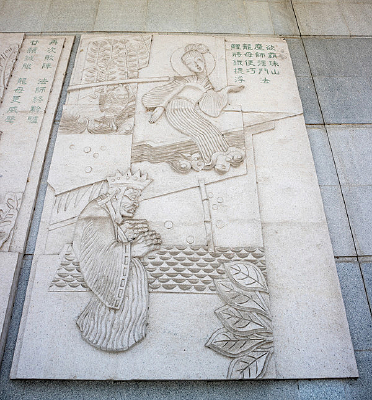 ������ĸ����ʦ