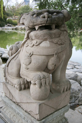 ��ͷʯ��ʨ��