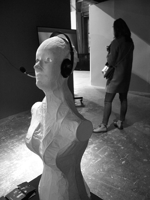 �����ز�