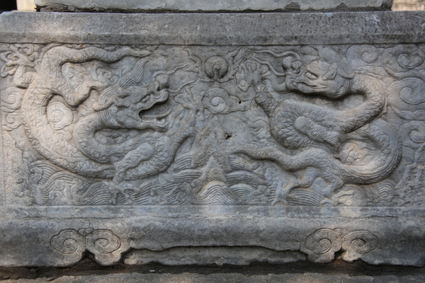 �ű�ʯ�̺��϶���Ϸ��