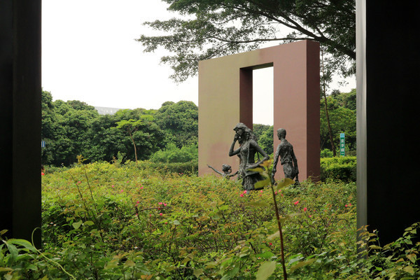 ���ܾ���