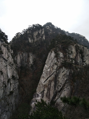 ����ɽ��