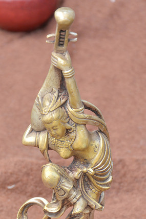 �ղ�Ʒ��Ů������