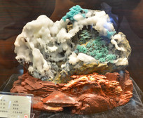 ����ʯ��̰�ѩɽ��